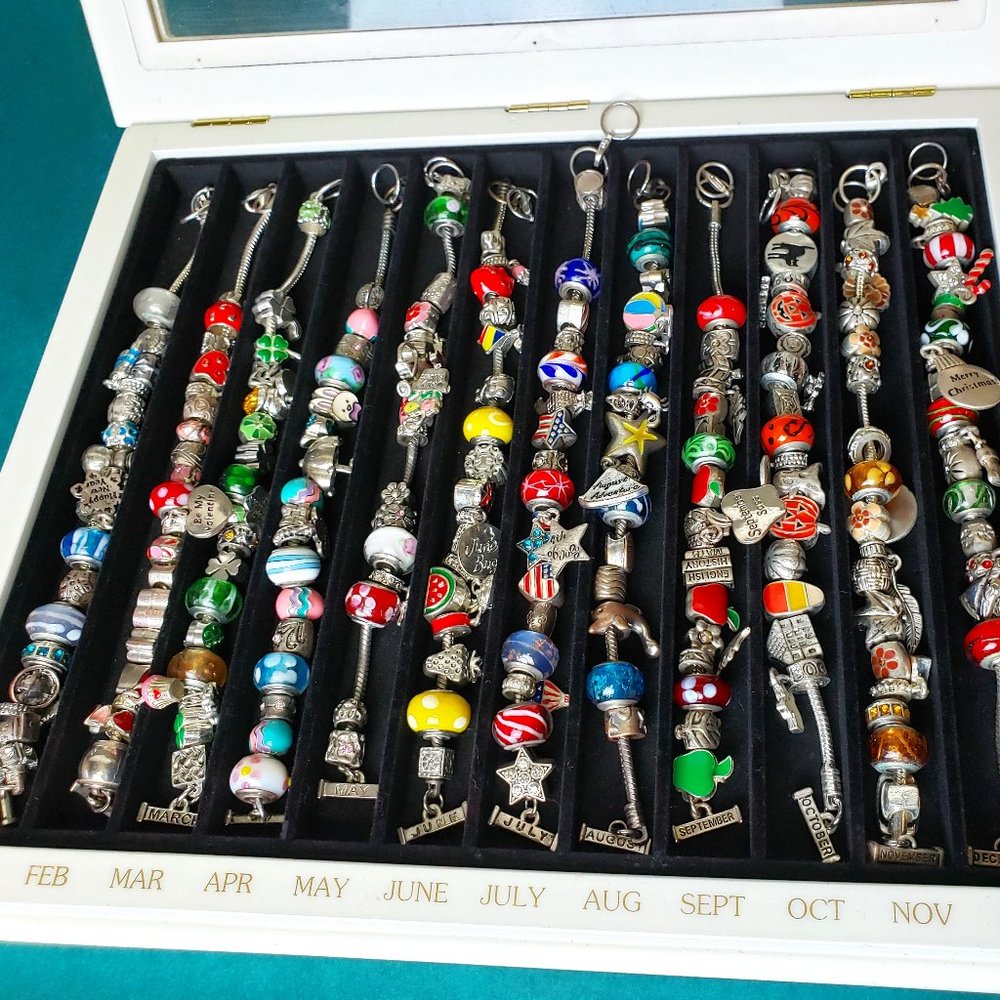 Vintage Willabee & Ward 12 bracelet monthly themed